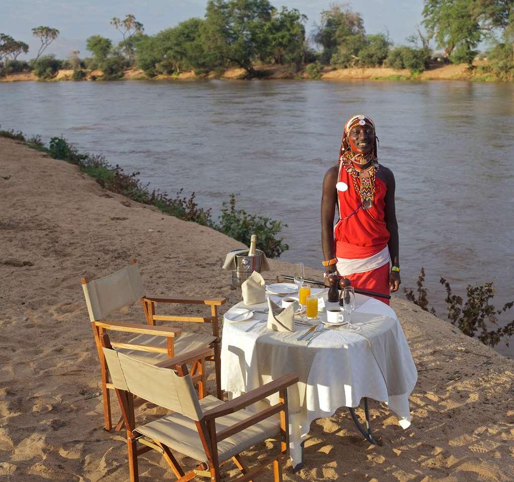 Ashnil Samburu Camp Hotel Restaurant foto