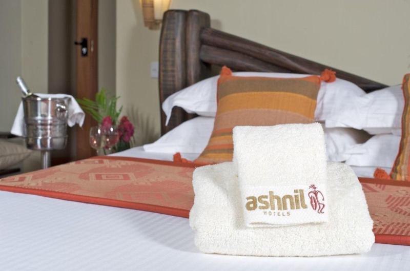 Ashnil Samburu Camp Hotel Buitenkant foto
